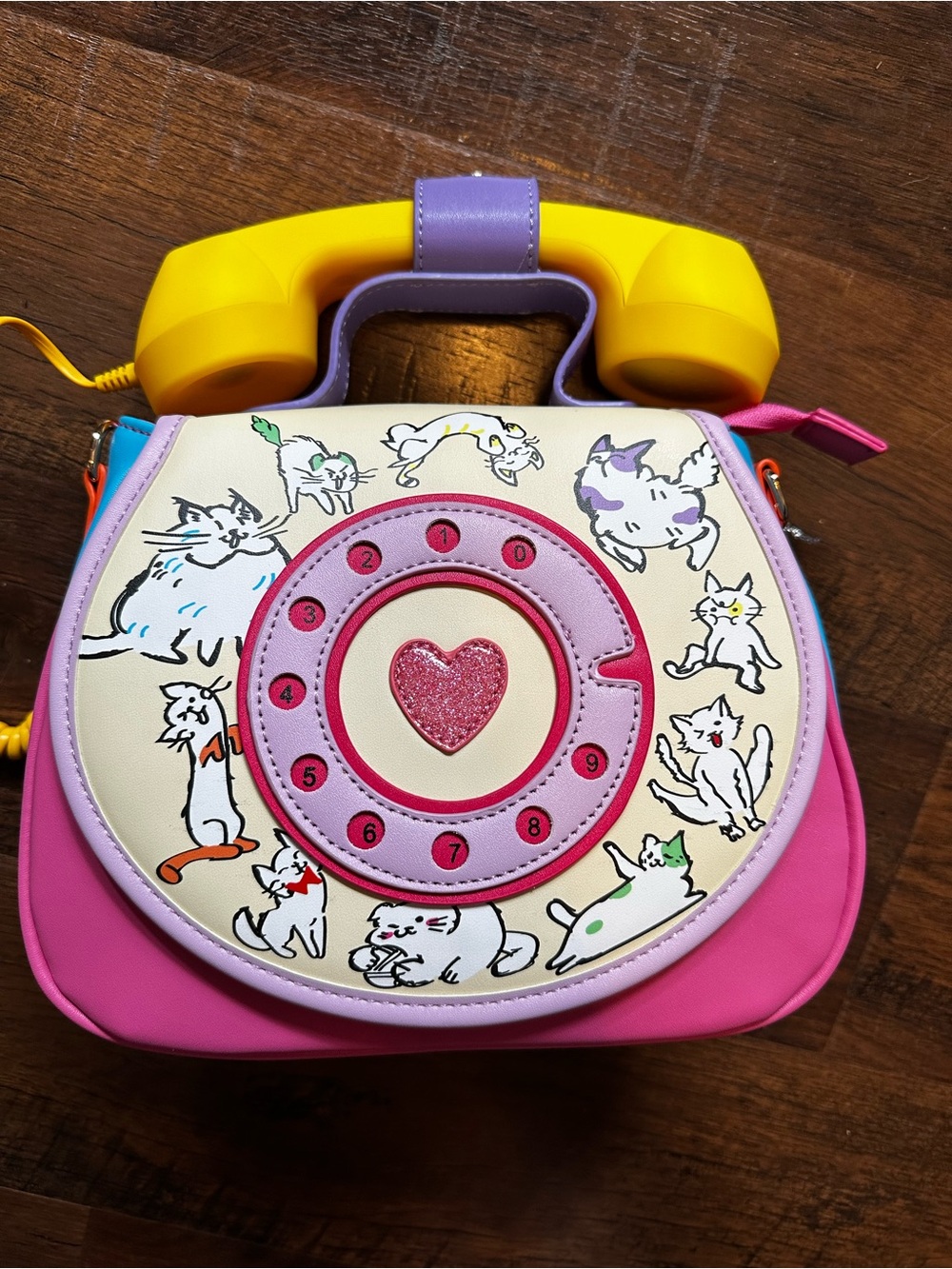 Retro Phone Purse - Picture 6 of 14